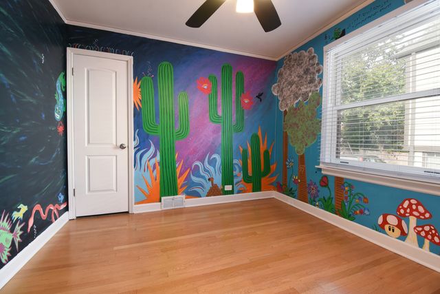 736 S Ashland Avenue, La Grange, IL 60525