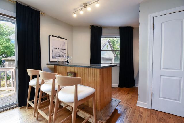 736 S Ashland Avenue, La Grange, IL 60525