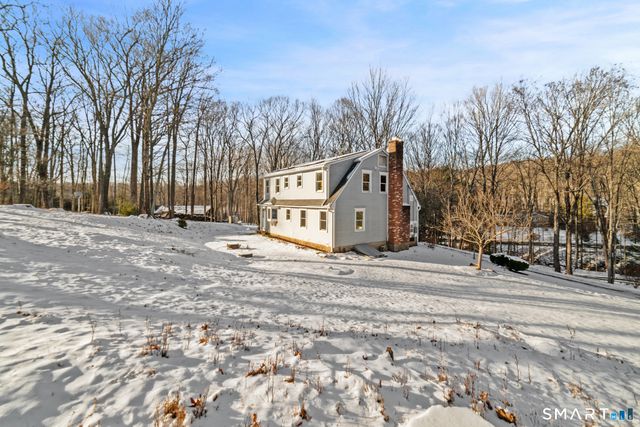 672 Old Waterbury Road, Southbury, CT 06488