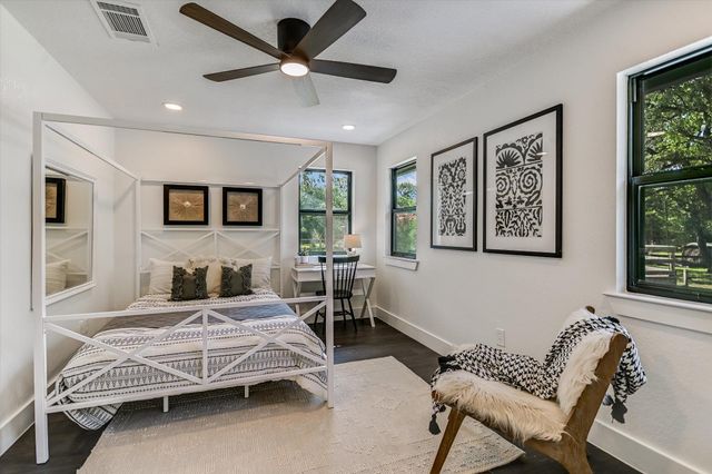 4717 Sam Bass RD, Round Rock, TX 78681