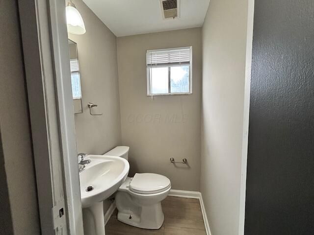 855 Oakland Park Avenue, Columbus, OH 43224