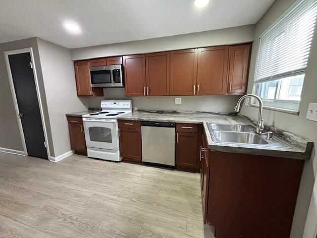 855 Oakland Park Avenue, Columbus, OH 43224