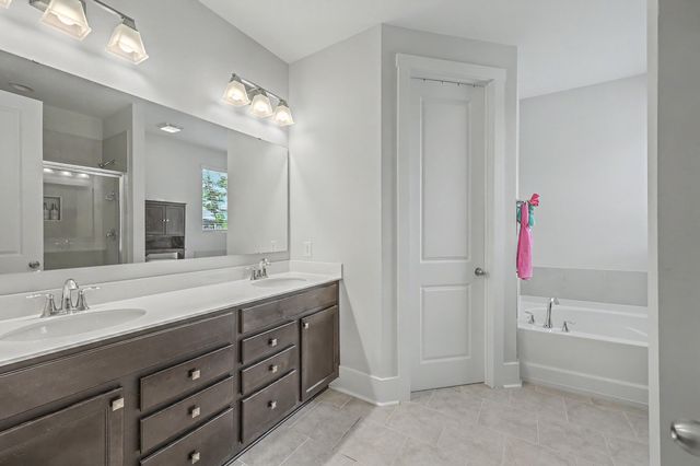 1054 Magnolia Warbler Way, Ravenel, SC 29470
