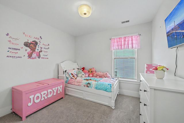 1054 Magnolia Warbler Way, Ravenel, SC 29470