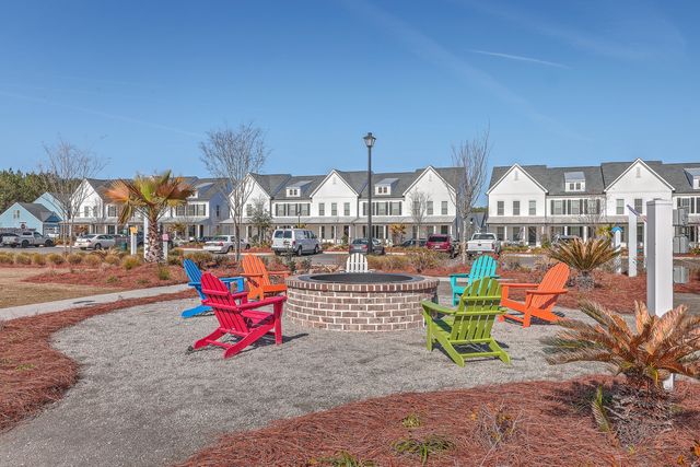 1054 Magnolia Warbler Way, Ravenel, SC 29470