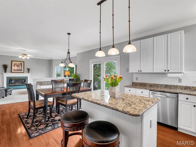 205 Harbour Pointe Drive, Wildwood, MO 63040