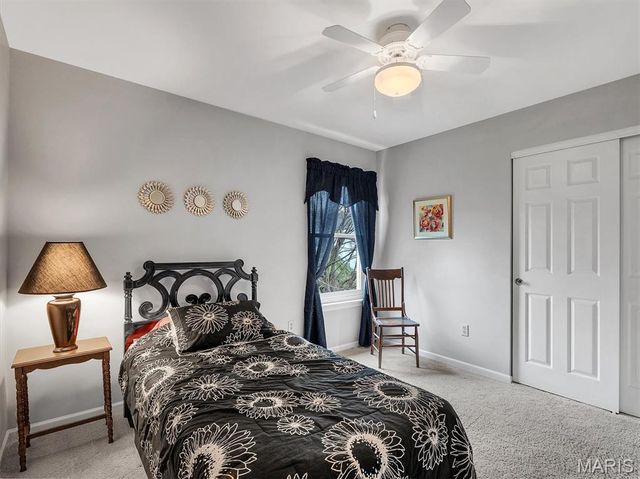 205 Harbour Pointe Drive, Wildwood, MO 63040