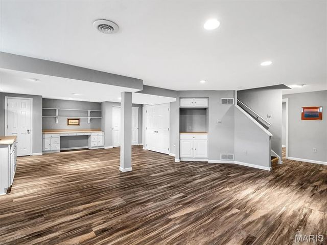 205 Harbour Pointe Drive, Wildwood, MO 63040