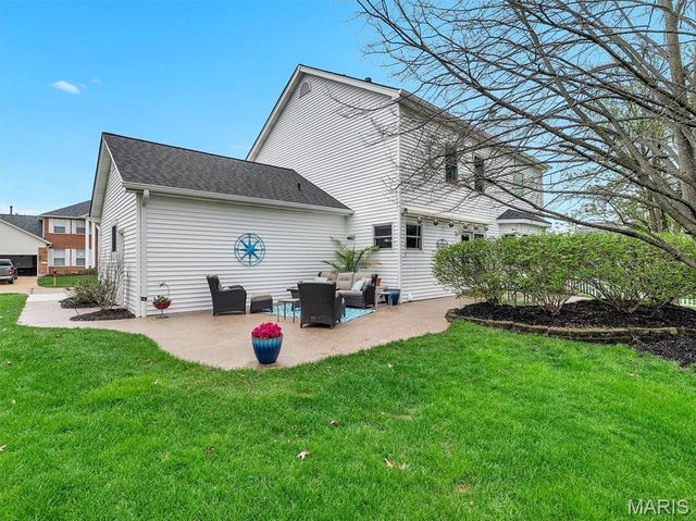 205 Harbour Pointe Drive, Wildwood, MO 63040