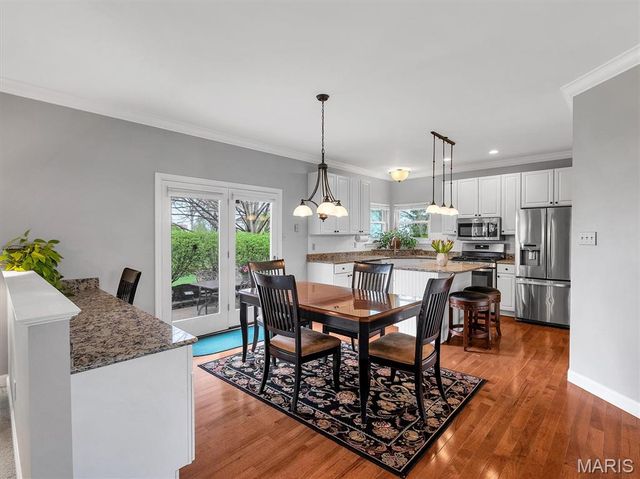 205 Harbour Pointe Drive, Wildwood, MO 63040