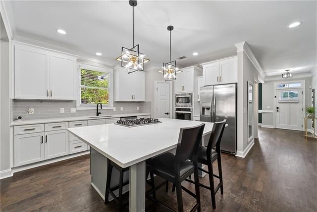 2073 Millcrest Drive, Hoschton, GA 30548