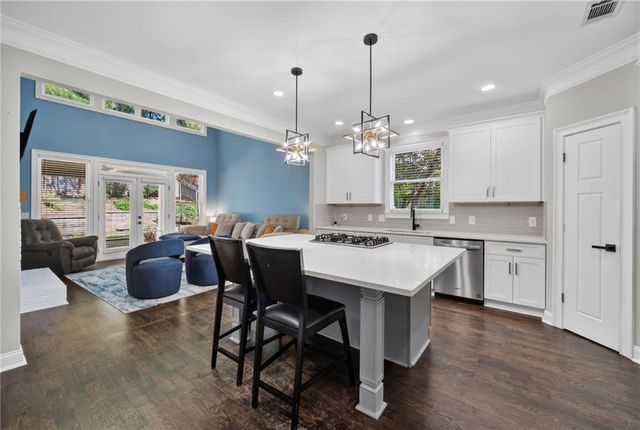 2073 Millcrest Drive, Hoschton, GA 30548