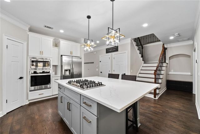 2073 Millcrest Drive, Hoschton, GA 30548
