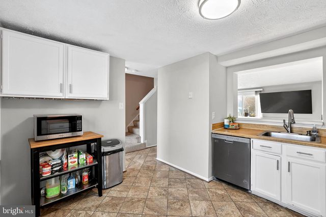 15400 NEMAN DR, Bowie, MD 20716