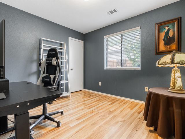 1104 Laurelleaf DR, Pflugerville, TX 78660