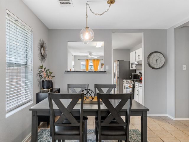 1104 Laurelleaf DR, Pflugerville, TX 78660