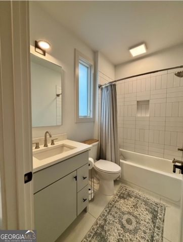 125 Channing Lane, Fayetteville, GA 30214