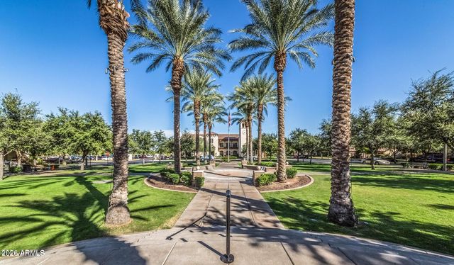 20083 W TURNEY Avenue, Litchfield Park, AZ 85340