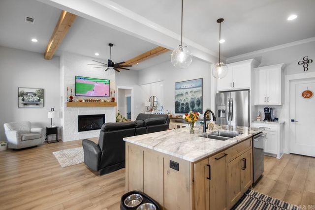 838 Belle Grove Loop, Benton, AR 72019