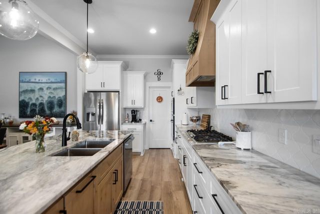 838 Belle Grove Loop, Benton, AR 72019