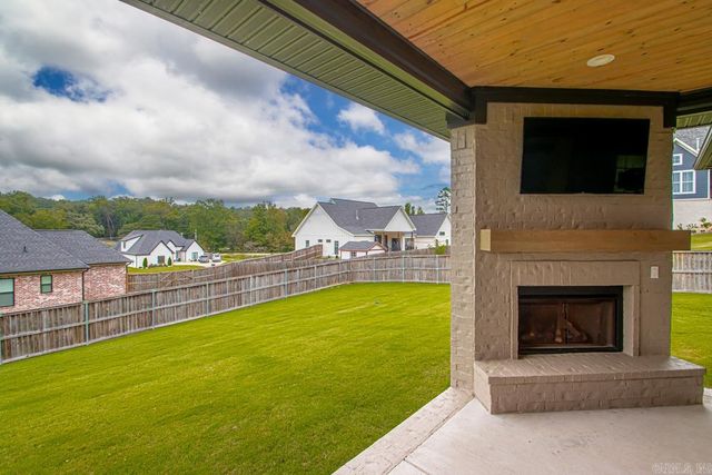 838 Belle Grove Loop, Benton, AR 72019