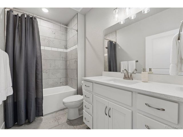 3425 Triano Creek Dr 104, Loveland, CO 80538