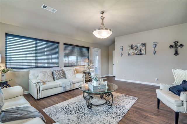 2101 Long Forest Road, Forney, TX 75126