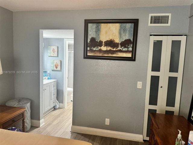 10332 Sunrise Lakes Boulevard 106, Sunrise, FL 33322