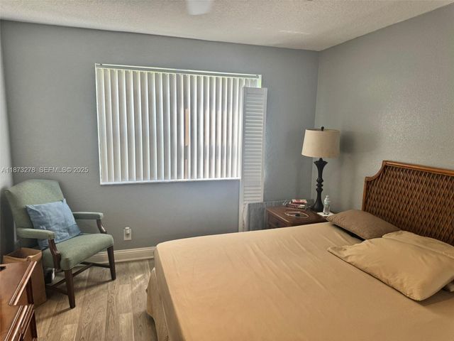10332 Sunrise Lakes Boulevard 106, Sunrise, FL 33322