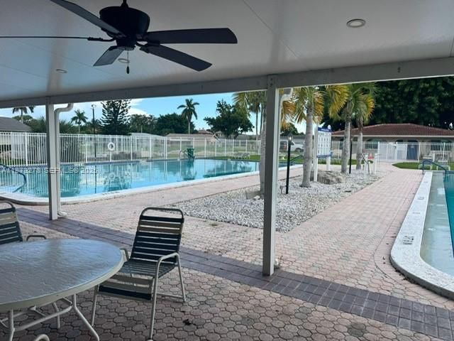 10332 Sunrise Lakes Boulevard 106, Sunrise, FL 33322
