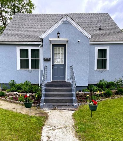 215 3rd Street NW, Wadena, MN 56482