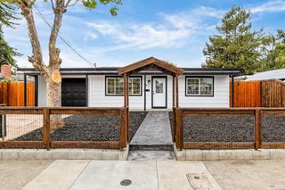 987 San Clemente Dr, Santa Rosa, CA 95404