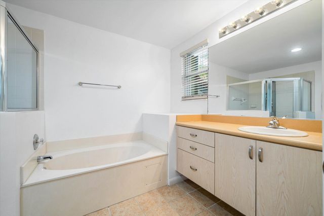 2030 NW 99th Way, Sunrise, FL 33322