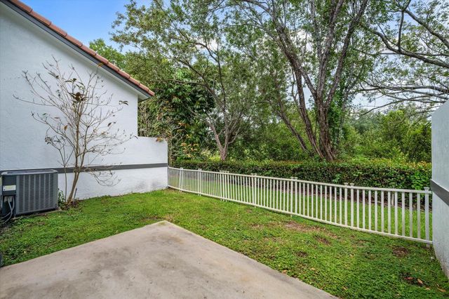 2030 NW 99th Way, Sunrise, FL 33322