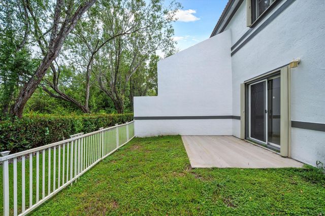 2030 NW 99th Way, Sunrise, FL 33322