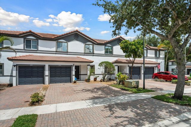 2030 NW 99th Way, Sunrise, FL 33322