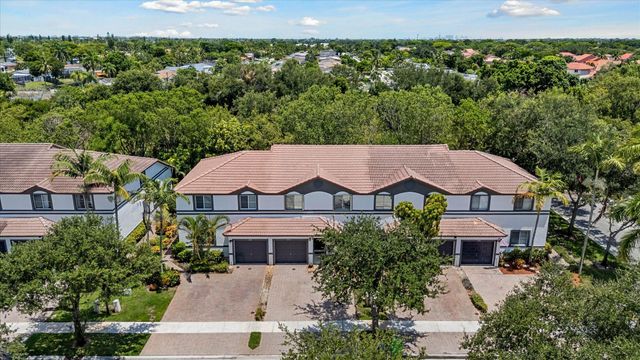 2030 NW 99th Way, Sunrise, FL 33322