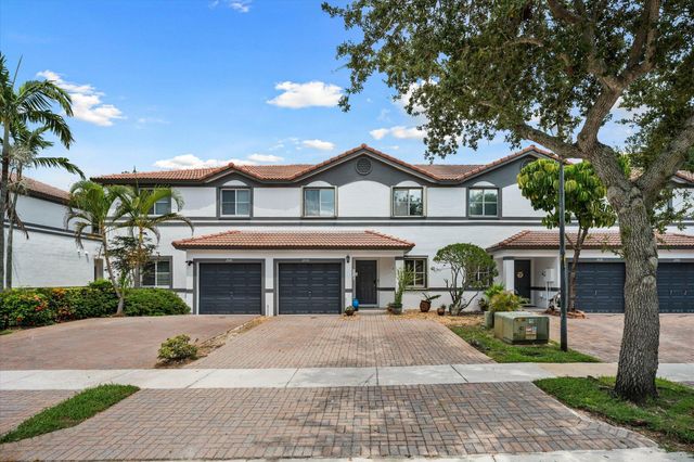 2030 NW 99th Way, Sunrise, FL 33322