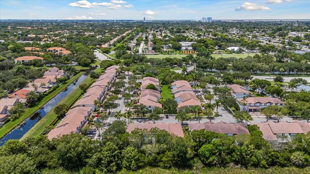 2030 NW 99th Way, Sunrise, FL 33322