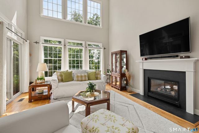 105 Lake Ridge Road, Southbury, CT 06488