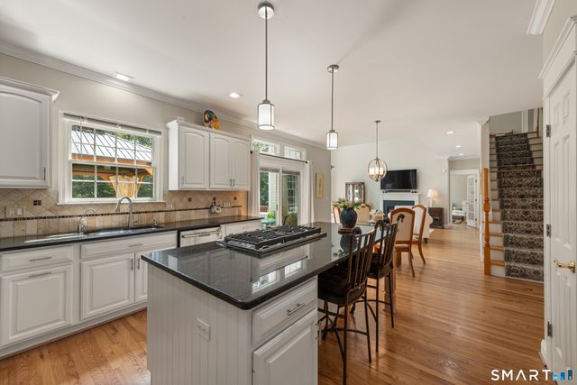 105 Lake Ridge Road, Southbury, CT 06488