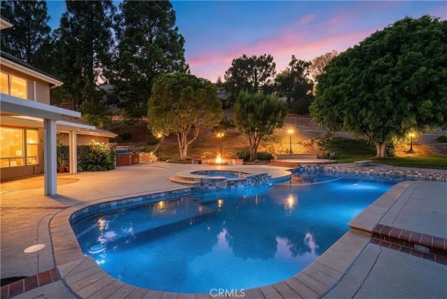27880 Mount Whitney, Yorba Linda, CA 92887