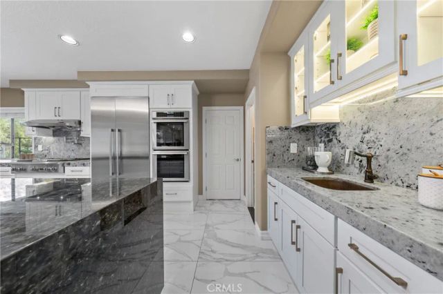 27880 Mount Whitney, Yorba Linda, CA 92887