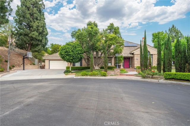 27880 Mount Whitney, Yorba Linda, CA 92887