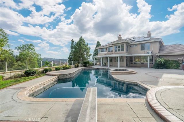 27880 Mount Whitney, Yorba Linda, CA 92887