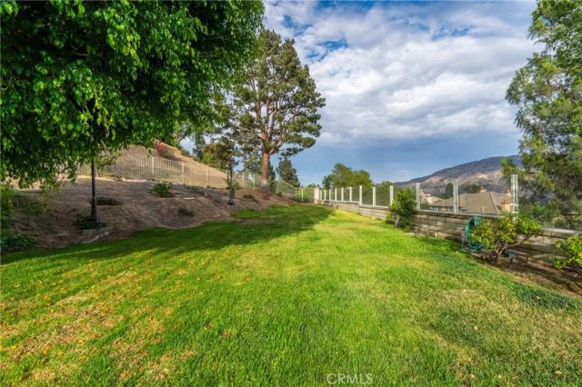 27880 Mount Whitney, Yorba Linda, CA 92887