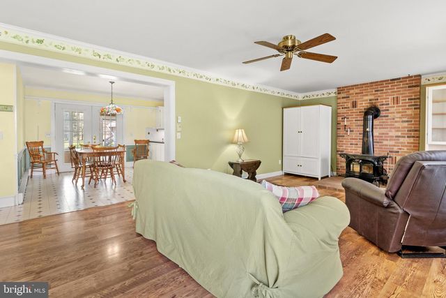 22539 INDIAN POINT RD, Bozman, MD 21612