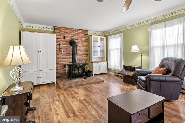 22539 INDIAN POINT RD, Bozman, MD 21612