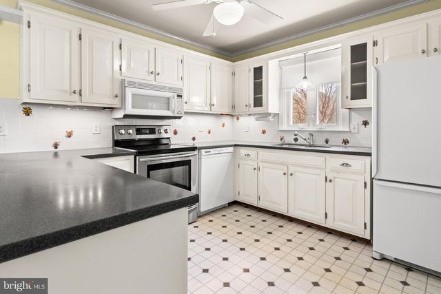 22539 INDIAN POINT RD, Bozman, MD 21612