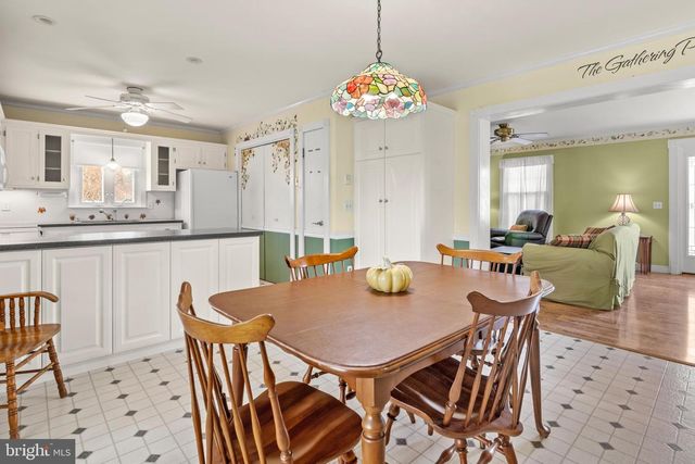 22539 INDIAN POINT RD, Bozman, MD 21612